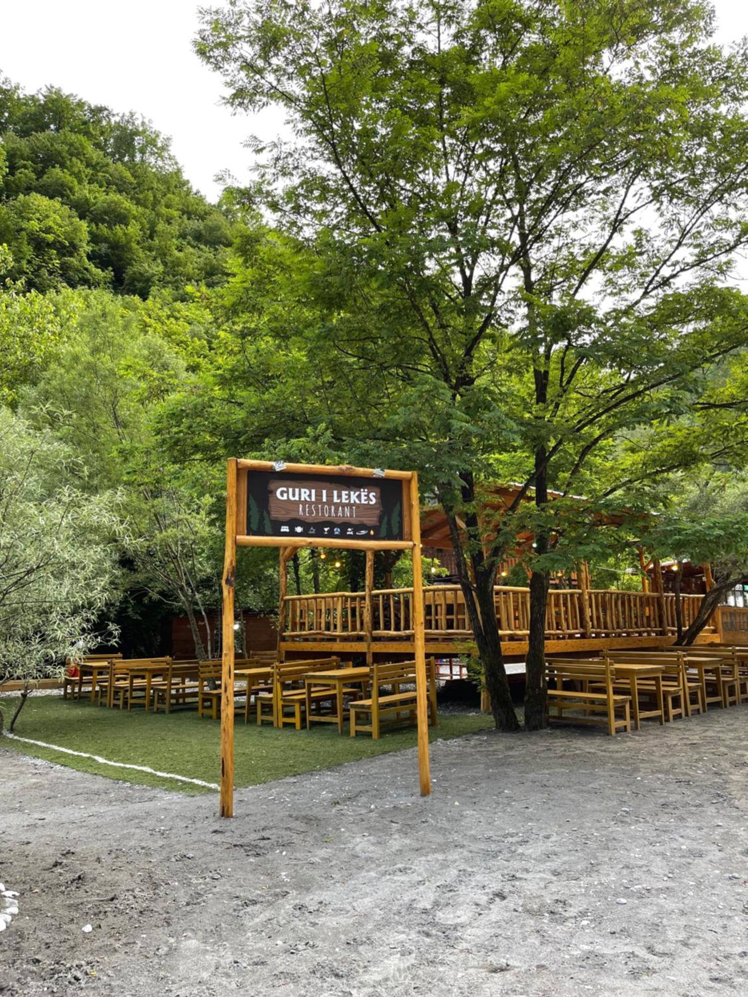 Guri I Lekes Guesthouse Moll' e Shoshit Luaran gambar